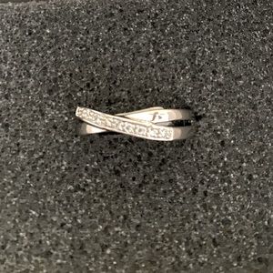 Lia Sophia silver twist ring size 9 NEW!